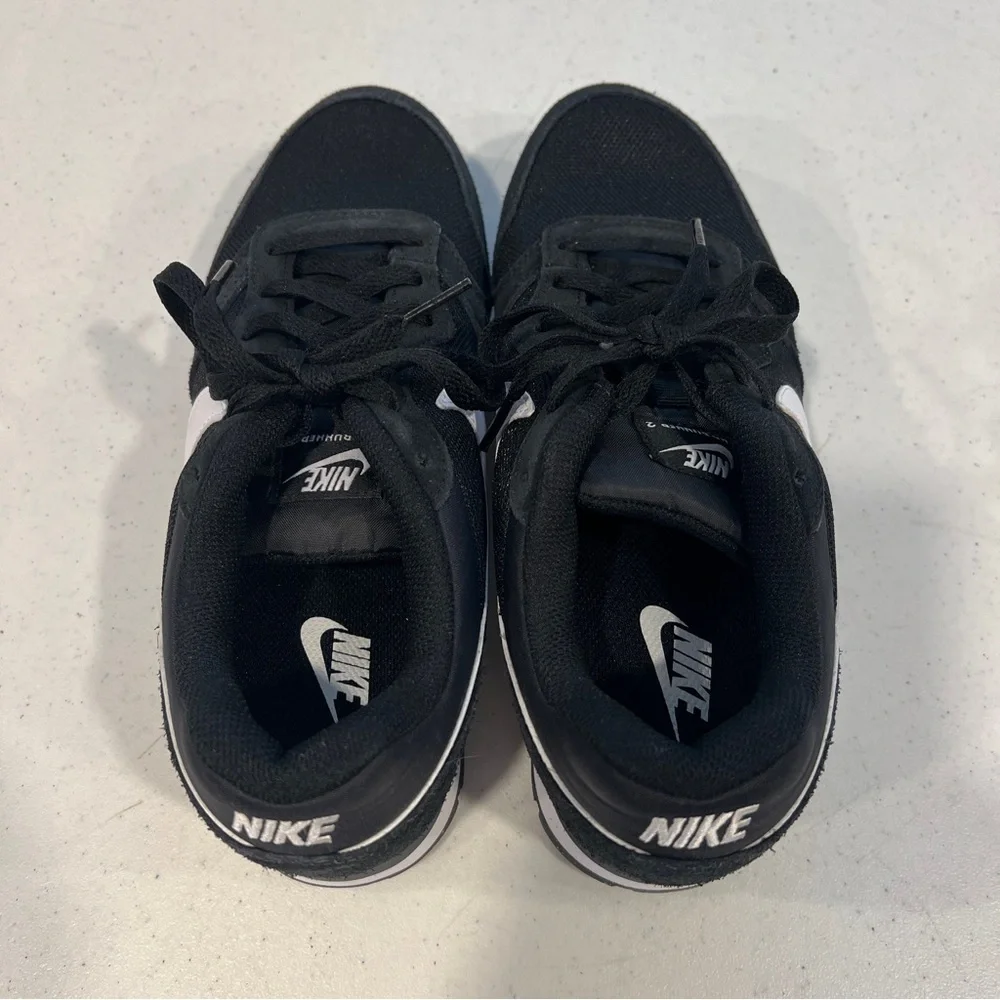 Nike MD Runner 2 Sneaker shoe 749794-010 mens size 7